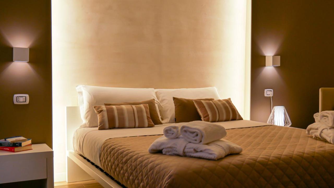 La Banchina Holiday Rooms Трани Екстериор снимка