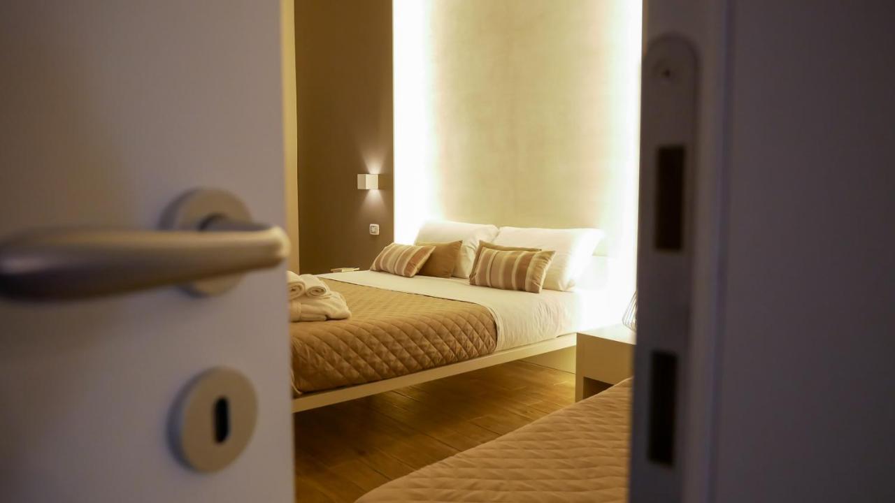 La Banchina Holiday Rooms Трани Екстериор снимка