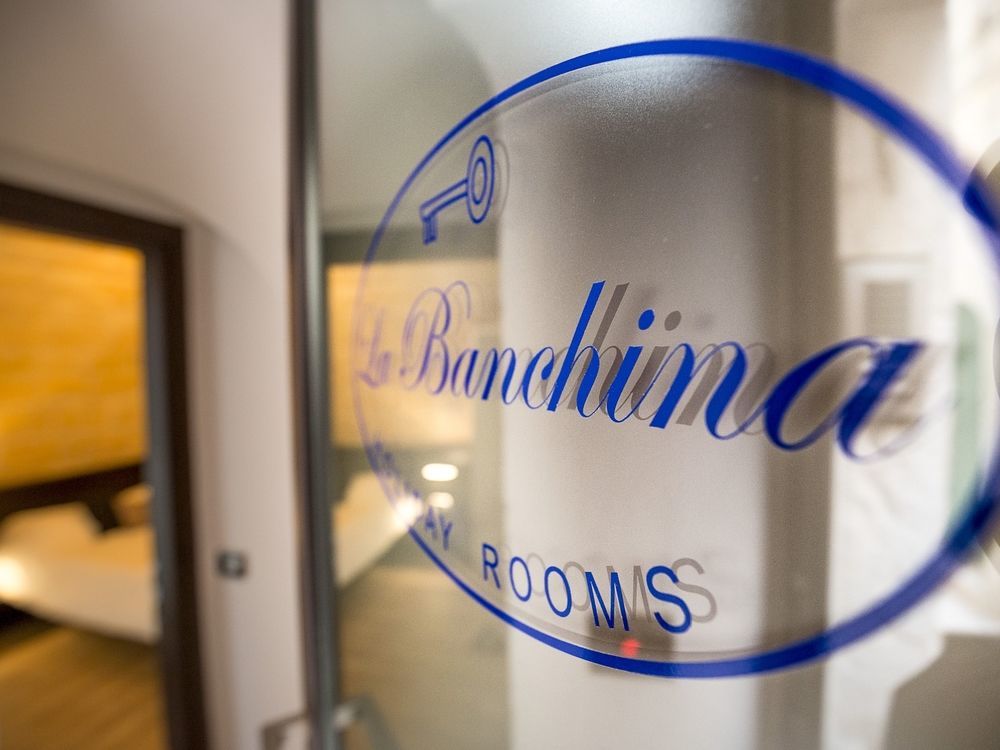 La Banchina Holiday Rooms Трани Екстериор снимка